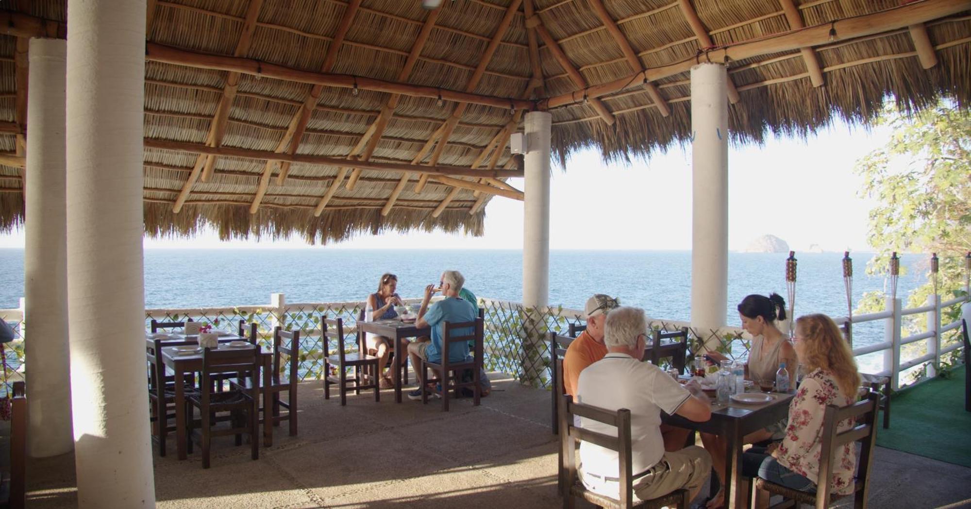 Traditional Sierra Leon Oceanfront Rooms - Adults Only Puerto Vallarta Eksteriør billede